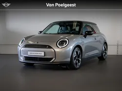 Melting silver iii Gebruikt 2024 Mini Cooper SE Comfort Hatchback | € 32.900