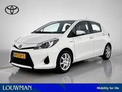 Wit Gebruikt 2013 Toyota Yaris Hatchback | € 10.245 (Eerlijke prijs)