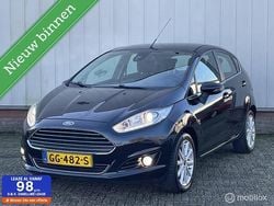 Zwart Gebruikt 2015 Ford Fiesta Titanium Hatchback | € 5.950 (Eerlijke prijs)