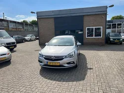 Grijs Gebruikt 2016 Opel Astra Business Stationwagen | € 5.950 (Eerlijke prijs)