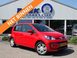 Rood Gebruikt 2018 VW up! high up! Hatchback | € 12.340 (Iets duurder)