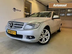 Grijs, metallic lak Gebruikt 2007 Mercedes C180 Sedan | € 6.795