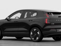 Zwart Gebruikt 2025 Volvo EX30 Plus SUV | € 35.900 (Eerlijke prijs)