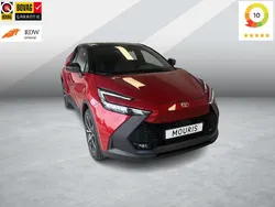 Rood Nieuw 2025 Toyota C-HR SUV | € 37.950 (Super prijs)