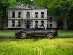 Grijs, metallic lak Gebruikt 2014 Jaguar F-Type S Cabriolet | € 39.950 (Eerlijke prijs)