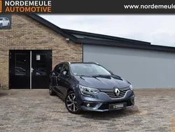 Grijs, andere lak Gebruikt 2018 Renault Mégane IV Bose Edition Hatchback | € 9.700 (Iets duurder)