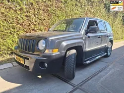 Zwart Gebruikt 2009 Jeep Patriot Limited SUV | € 2.200 (Eerlijke prijs)