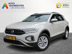 Grijs Gebruikt 2024 VW T-Roc Life SUV | € 31.845 (Goede deal)