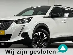 Wit Gebruikt 2023 Peugeot 2008 Allure SUV | € 22.995 (Goede deal)