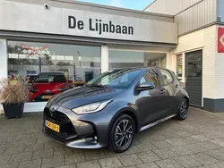 Grijs Gebruikt 2023 Toyota Yaris Hatchback | € 23.650 (Eerlijke prijs)