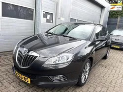 Grijs Gebruikt 2012 Lancia Delta Gold Hatchback | € 3.495 (Super prijs)