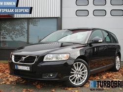 Zwart (metallic) Gebruikt 2010 Volvo V50 Stationwagen | € 8.995