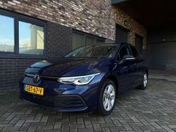 Blauw Gebruikt 2022 VW Golf VIII Sedan | € 24.250 (Super prijs)