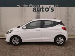 Wit Gebruikt 2022 Hyundai i10 Comfort Hatchback | € 12.900 (Eerlijke prijs)