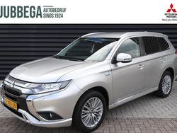 Sterling silver (grijs parelmoer) Gebruikt 2019 Mitsubishi Outlander P-HEV SUV | € 21.494 (Eerlijke prijs)