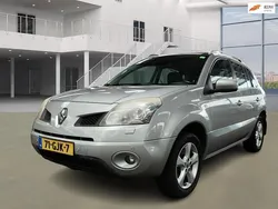 Grijs Gebruikt 2008 Renault Koleos Dynamique SUV | € 2.850 (Goede deal)