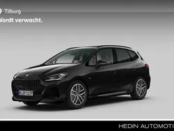 Zwart Gebruikt 2025 BMW 218 M Sport Stationwagen | € 51.880