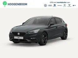 Blauw Nieuw 2025 Seat Leon Business Hatchback | € 41.720 (Eerlijke prijs)