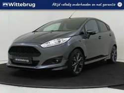 Grijs Gebruikt 2017 Ford Fiesta ST-Line Hatchback | € 11.425 (Eerlijke prijs)