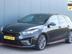 Zwart, metallic lak Gebruikt 2019 Kia Ceed GT 2 Hatchback | € 17.950 (Super prijs)