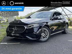 Zwart, metallic lak Gebruikt 2023 Mercedes E300 AMG line Sedan | € 58.350 (Eerlijke prijs)