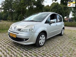 Grijs Gebruikt 2008 Renault Grand Modus Dynamique MPV | € 1.899 (Eerlijke prijs)