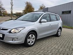 Grijs Gebruikt 2010 Hyundai i30 Dynamiq Stationwagen | € 1.950 (Goede deal)