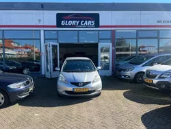 Grijs, metallic lak Gebruikt 2009 Honda Jazz Hatchback | € 4.750 (Eerlijke prijs)