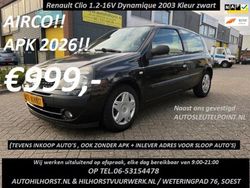 Zwart Gebruikt 2003 Renault Clio II Dynamique Hatchback | € 999 (Goede deal)