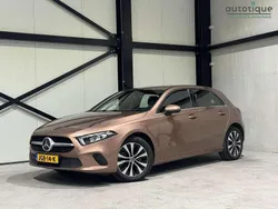 Bruin Gebruikt 2021 Mercedes A250 Style Hatchback | € 25.940 (Goede deal)