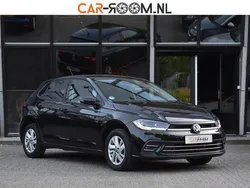 Zwart Gebruikt 2022 VW Polo Highline Hatchback | € 20.950 (Goede deal)