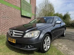 Grijs Gebruikt 2008 Mercedes C220 Sedan | € 3.895 (Eerlijke prijs)