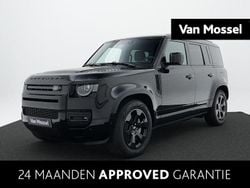 Santorini blackebony resist seats with ebony interior Gebruikt 2025 Land Rover Defender SE Dynamic SUV | € 99.235 (Eerlijke prijs)