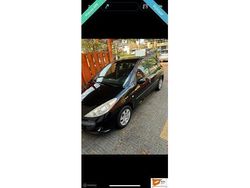 Zwart Gebruikt 2009 Peugeot 206+ Hatchback | € 2.999 (Eerlijke prijs)