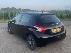 Gebruikt 2015 Peugeot 208 Active Hatchback | € 7.000 (Eerlijke prijs)