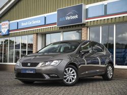 Grijs Gebruikt 2016 Seat Leon CONNECT Hatchback | € 10.990 (Eerlijke prijs)