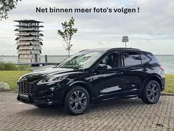 Zwart Gebruikt 2022 Ford Kuga ST-Line SUV | € 26.850 (Goede deal)