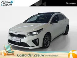 Wit Gebruikt 2020 Kia ProCeed Hatchback | € 19.995 (Eerlijke prijs)