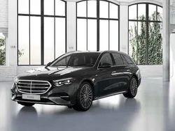 Grijs, metallic lak Nieuw 2025 Mercedes E300 Exclusive Stationwagen | € 81.350 (Eerlijke prijs)