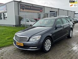 Grijs Gebruikt 2011 Mercedes C200 Business Sedan | € 11.450 (Eerlijke prijs)