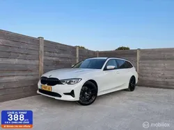 Wit Gebruikt 2020 BMW 320 Executive Stationwagen | € 23.950 (Goede deal)