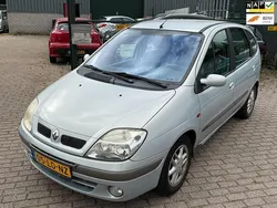 Grijs Gebruikt 2002 Renault Scénic Expression MPV | € 1.495 (Iets duurder)