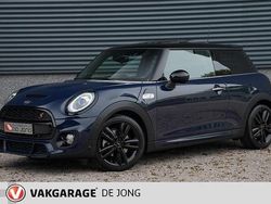 Blauw Gebruikt 2019 Mini Cooper S Hatchback | € 25.950 (Eerlijke prijs)