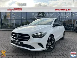 Wit Gebruikt 2020 Mercedes B200 MPV | € 27.745