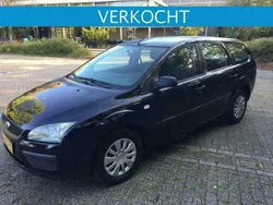 Blauw Gebruikt 2005 Ford Focus Trend Stationwagen | € 1.799 (Iets duurder)