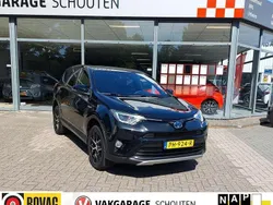 Zwart Gebruikt 2017 Toyota RAV4 Hybrid Sport SUV | € 19.950 (Goede deal)