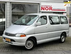 Grijs Gebruikt 2005 Toyota HiAce MPV | € 7.900 (Duur)