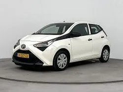 Wit Gebruikt 2020 Toyota Aygo Hatchback | € 9.245 (Eerlijke prijs)