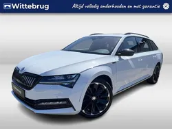 Wit Gebruikt 2021 Skoda Superb SportLine Stationwagen | € 31.450 (Eerlijke prijs)