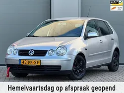 Grijs Gebruikt 2004 VW Polo Hatchback | € 1.199 (Eerlijke prijs)